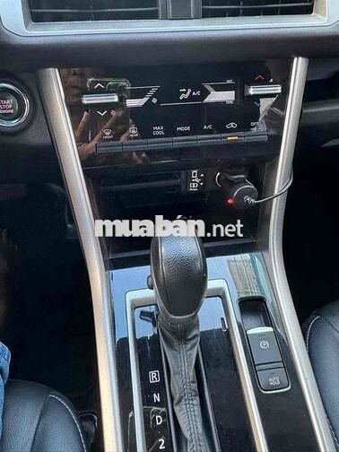 Mitsubishi Xpander Premium 2025 Trắng