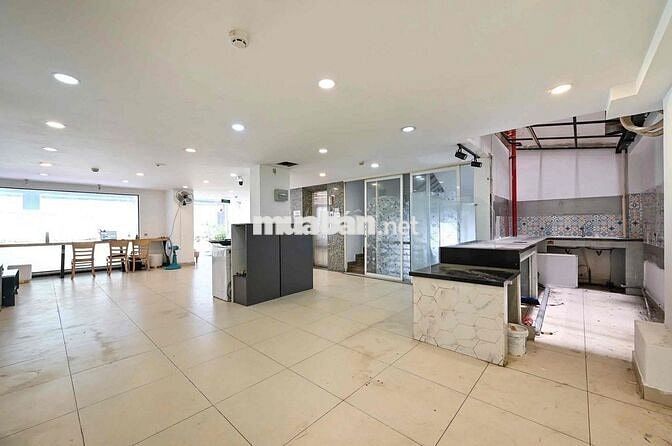 Cho thuê mặt bằng 80m² – Q10 – 24TR