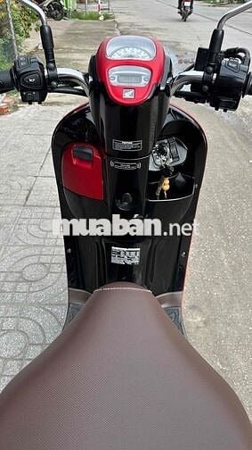 Honda Scoopy 2018 Đỏ đen ( hỗ trợ góp )