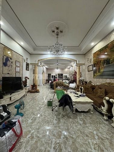 Hạ Giá Bán Gấp Biệt Thự 2 Mặt Tiền Trước Sau  Lê Quang Định