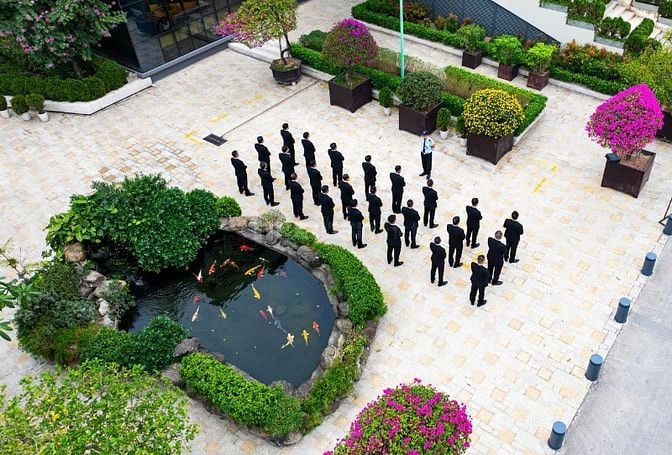 Tuyển bảo vệ nội bộ lương 11tr bao ăn 03 bữa miễn phí