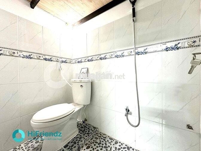 CHO THUÊ DUPLE RỘNG GÁC CAO SẴN MÁY LẠNH THUẬN TIỆN QUA ĐH VĂN HIẾN.