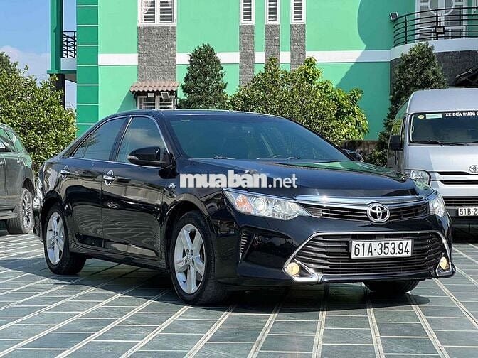 Toyota Camry 2.5 Q 2017 98000 km Đen