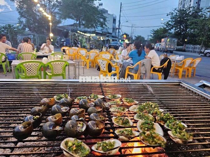 Cần tuyển nhân viên phục vụ quán
