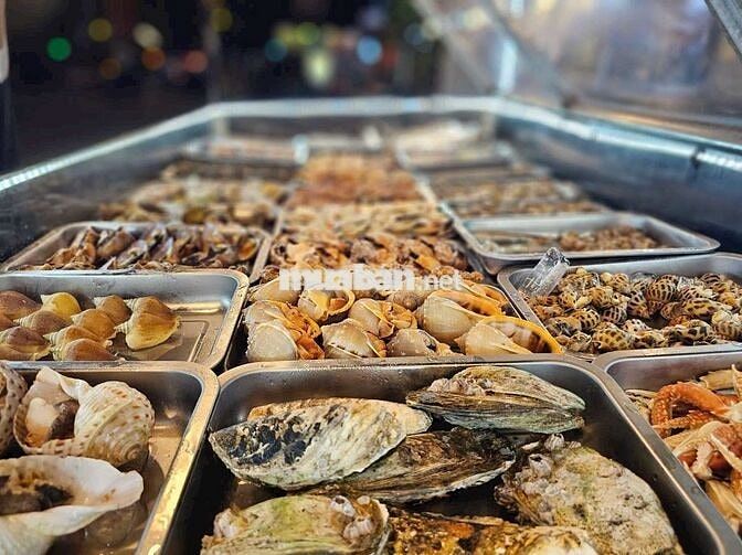 Cần tuyển nhân viên phục vụ quán