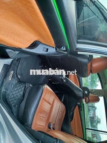 XE MÌNH 8 CHỖ ÍT ĐI NÊN CẦN BÁN HOẠC ĐỔI 5 CHỖ
