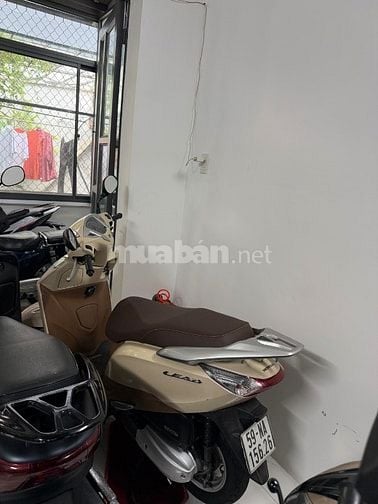 Xe Lead vàng kem chinh chủ alo nhanh