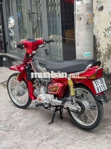 Honda Dream 2024 màu Đỏ