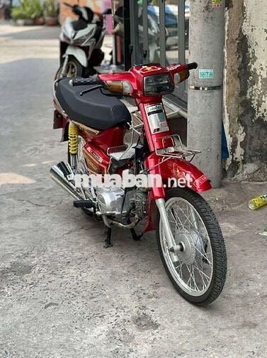 Honda Dream 2024 màu Đỏ