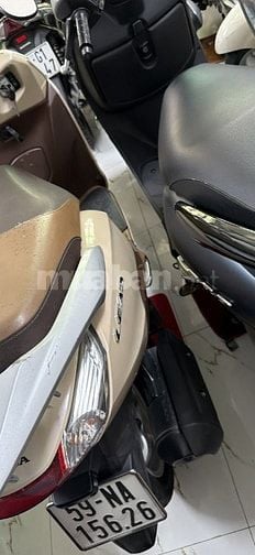 Xe Lead vàng kem chinh chủ alo nhanh