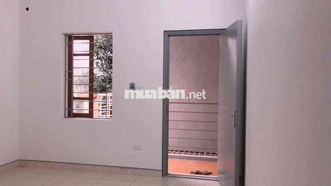Chung cư mini cho thuê 40m2 gần cầu Long Biên