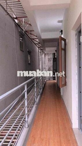 Chung cư mini cho thuê 40m2 gần cầu Long Biên