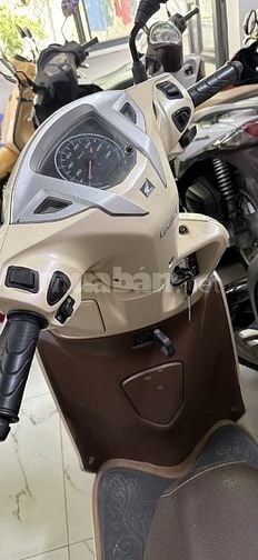 Xe Lead vàng kem chinh chủ alo nhanh