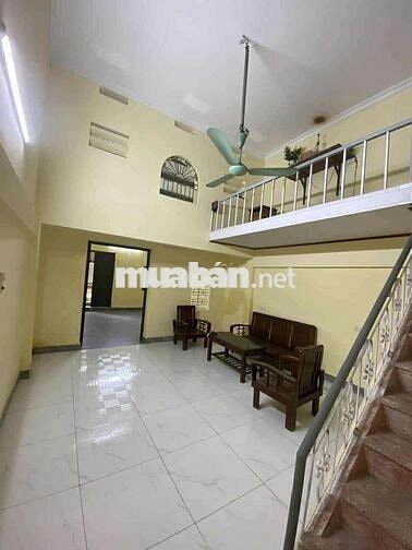 🔥 Nhà Nguyên Căn Gia Quất 100m² – Ô Tô Đỗ Cửa – 2PN – Chỉ 7 Triệu/Th
