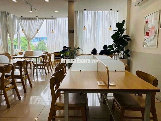 nhà mặt tiền diện tích lớn cho thuê 