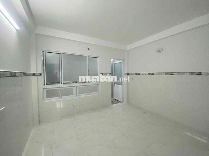 cho thuê nhà nguyên căn tx 33 q12 giá 6tr 2p ngu