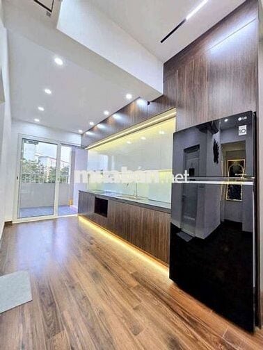 🚀 HÀNG HIẾM VIỆT HƯNG - 102M², 3PN FULL ĐỒ - 15TR