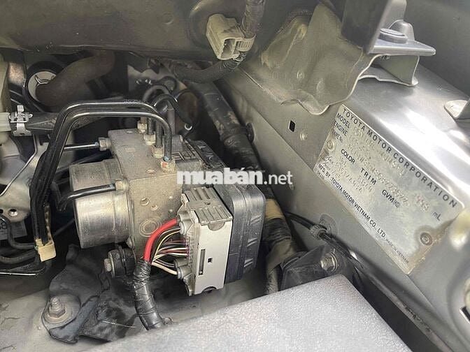 Toyota Innova 12/2016 Bạc Số sàn 2.0L gia đình