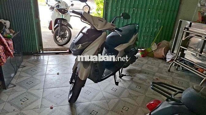 Yamaha Mio Gear 125 màu Bạc