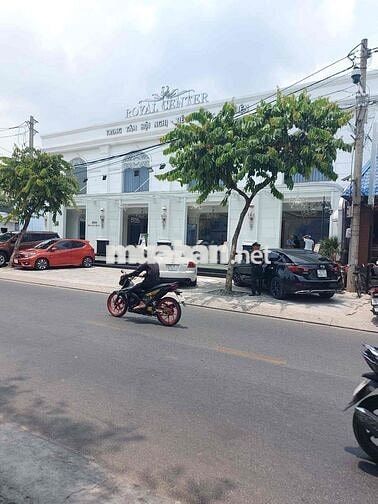 MẶT TIỀN KINH DOANH TRUNG CHÁNH – NGANG 8M HIẾM CÓ – 200M²