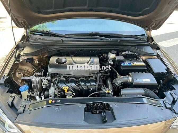 Hyundai Elantra 1.6 AT 2016 Nâu 127.000 km