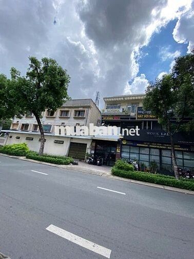 MẶT TIỀN BÀ HUYỆN THANH QUAN , QUẬN 3 - 12x20m - 4 TẦNG - 135 TRIỆU