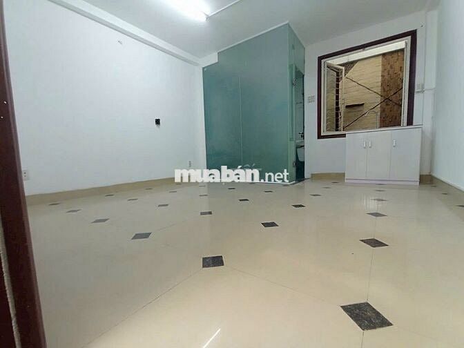 Cho thuê nhà mặt tiền Trần Quang cơ 