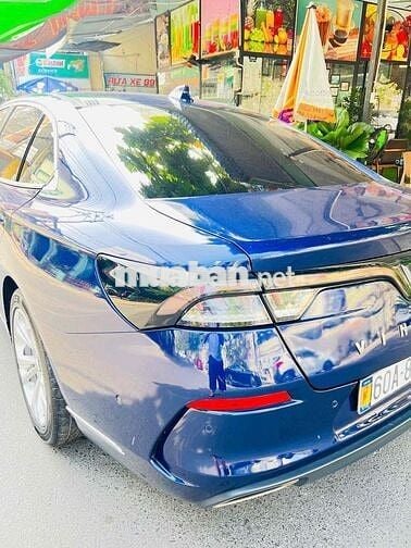 VinFast Lux A2.0 plus Turbo 2020 Xanh Việt Nam