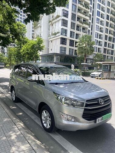 Toyota Innova 12/2016 Bạc Số sàn 2.0L gia đình