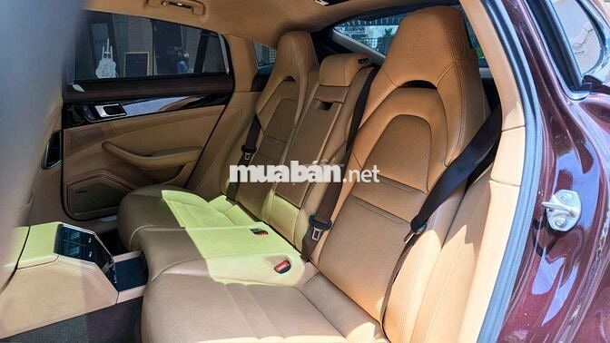 Porsche Panamera 2021 Đỏ Ruby cực đẹp