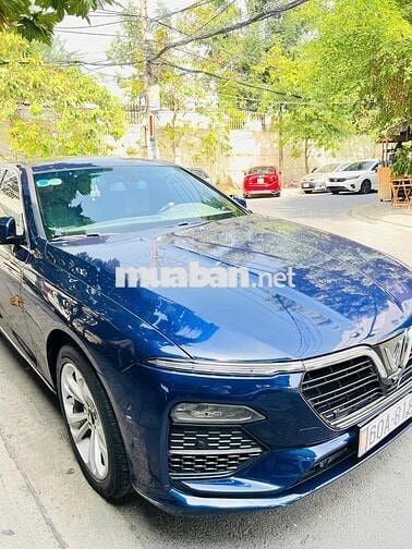 VinFast Lux A2.0 plus Turbo 2020 Xanh Việt Nam