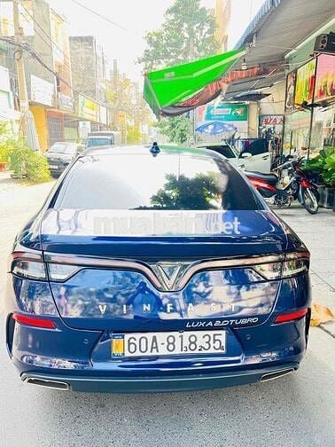 VinFast Lux A2.0 plus Turbo 2020 Xanh Việt Nam
