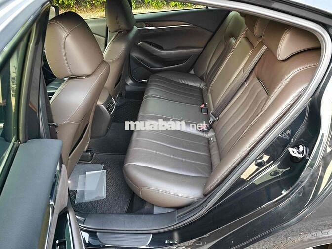🔴 Mazda 6 2.5L Signature 2022 Đen 28.000 km