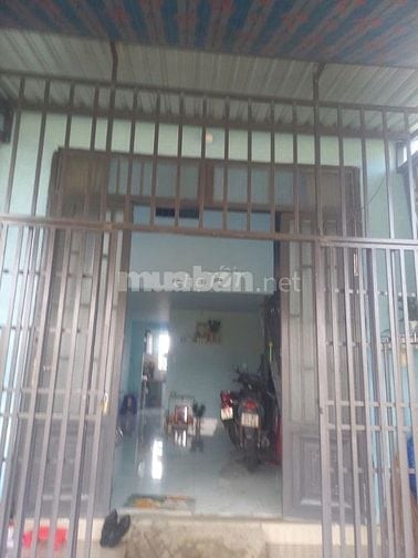 Tôi chủ nhà cần bán gấp nhà Long Hậu ( Long An cũ), sát TPHCM, giá 1ty
