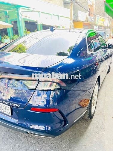 VinFast Lux A2.0 plus Turbo 2020 Xanh Việt Nam