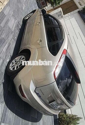 FORD FOCUS 1.8 AT Vàng cát Tự động
