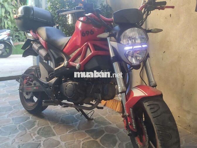 Ducati Monster 696 3320 km màu Đỏ