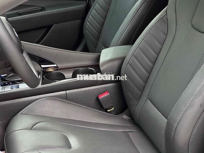 Hyundai Elantra 2024 1.6AT ĐB 3000km Trắng