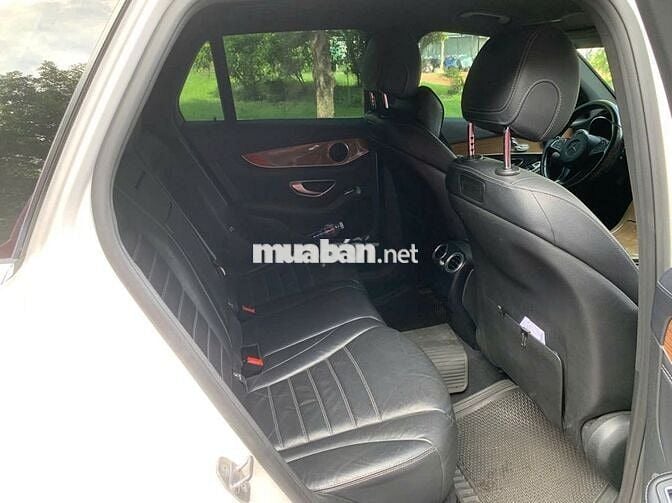 Mercedes-Benz GLC 250 4MATIC 2017 Trắng