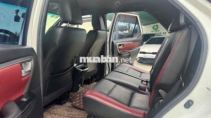 Toyota Fortuner Legender 2021 2.4 AT 4x2 Trắng