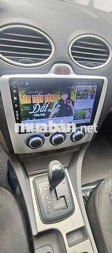 FORD FOCUS 1.8 AT Vàng cát Tự động