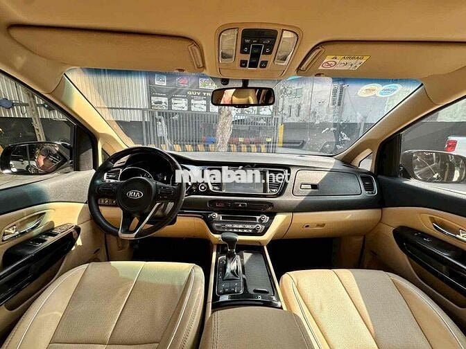 Kia Sedona 3.3 AT Full Xăng Đen