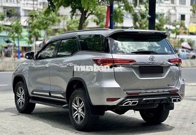 Toyota Fortuner 2018 2.4G 4x2AT Bạc Biển số 51