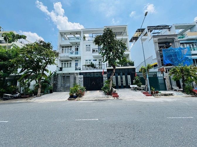 Đất tđc phú mỹ 5x18 view công viên giá 7.99 tỷ sổ hồng