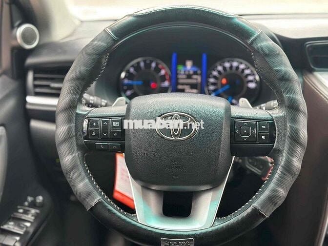 Toyota Fortuner 2018 2.4G 4x2AT Bạc Biển số 51