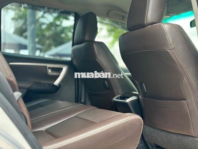 Toyota Fortuner 2018 2.4G 4x2AT Bạc Biển số 51