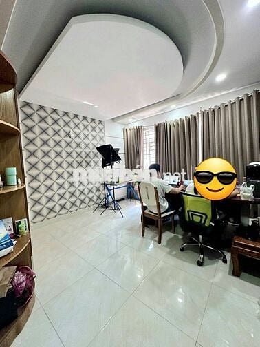 NHÀ ĐẸP Ở NGAY- HẺM XE HƠI THÔNG-PHƯỜNG 15- TÂN BÌNH- DT 4X14- 5 TẦNG