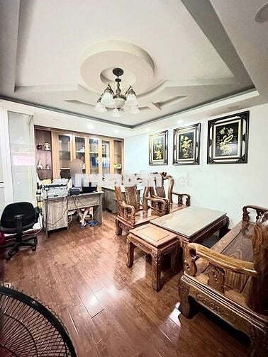 NHÀ ĐẸP Ở NGAY- HẺM XE HƠI THÔNG-PHƯỜNG 15- TÂN BÌNH- DT 4X14- 5 TẦNG
