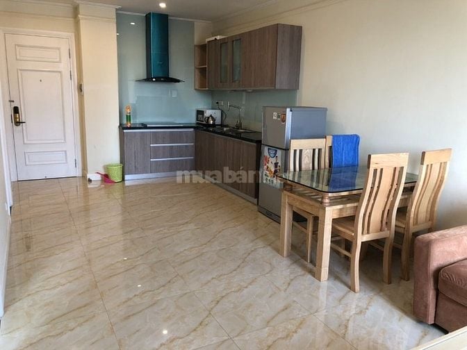Cho thuê căn hộ 2 ngủ 70m2 tại phố Đội Cấn giá 13tr/ tháng