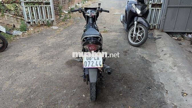 Suzuki Raider 150 Đen Xe côn tay